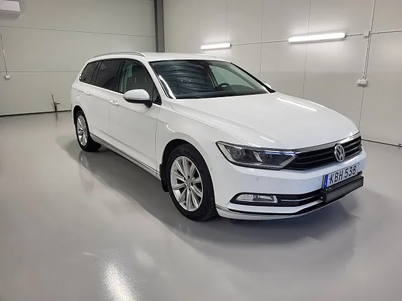 Volkswagen Passat 2016 photo 2