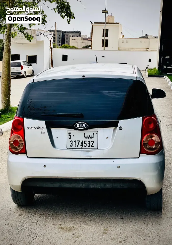 Kia Morning 2010 photo 2