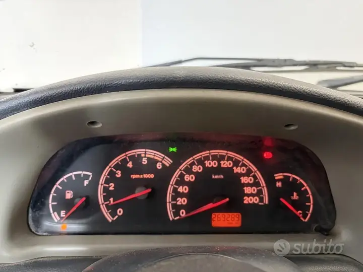 Fiat Strada 2003 photo 5