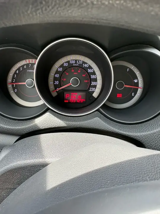 Kia Forte 2012 photo 3