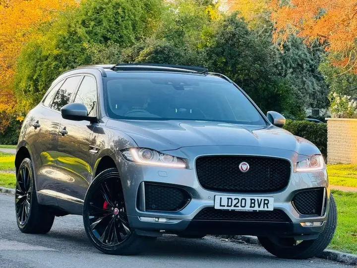 Jaguar F-Pace 2020 photo 2