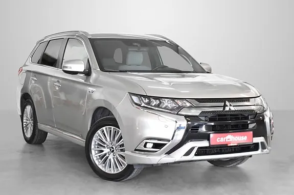 Mitsubishi Outlander 2020 photo 2