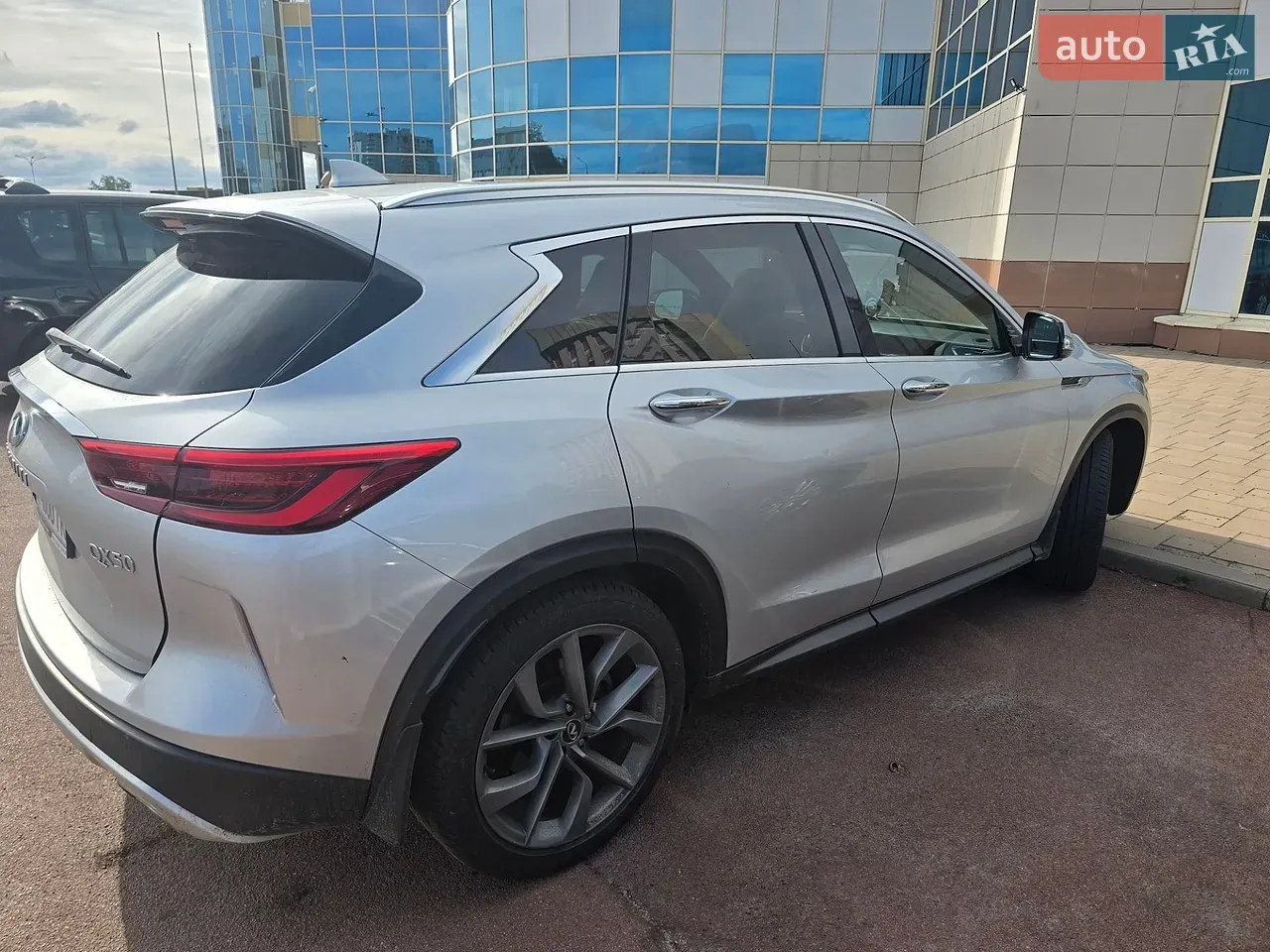Infiniti Qx50 2018 photo 3