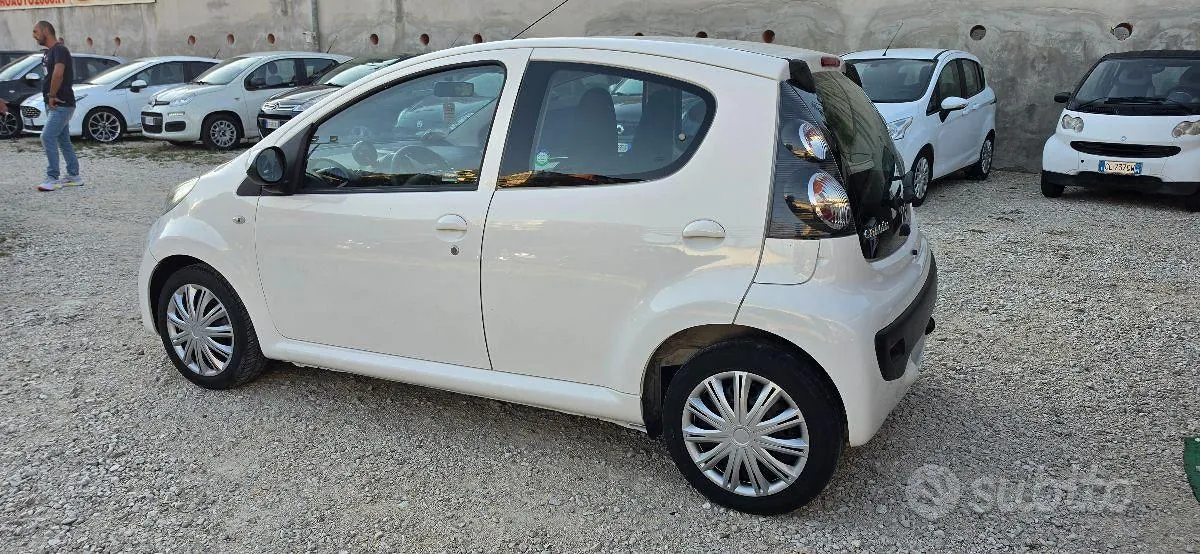 Citroen C1 2011 photo 4