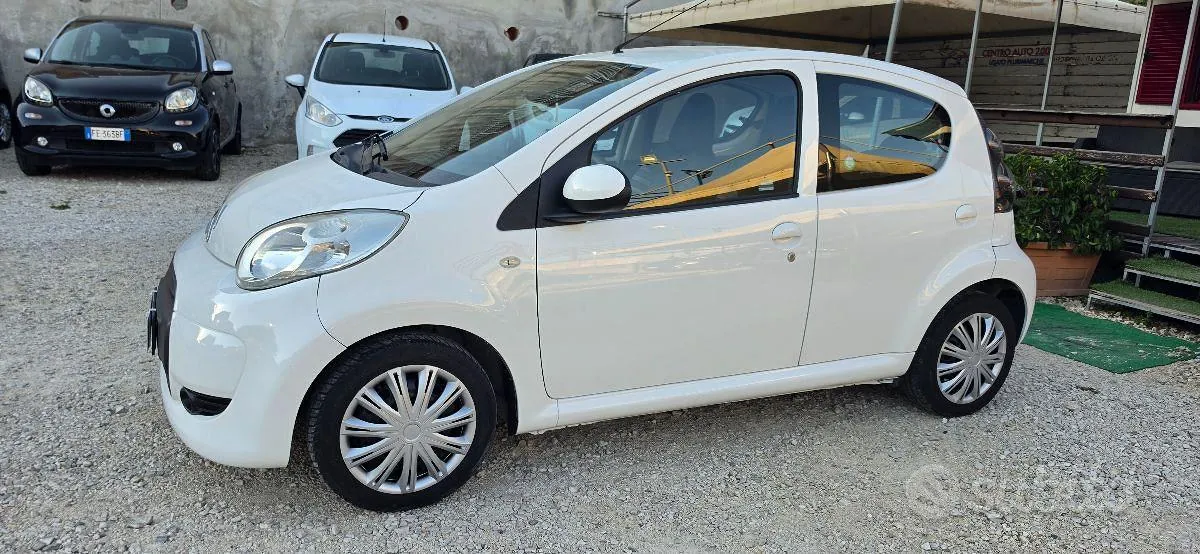 Citroen C1 2011 photo 3