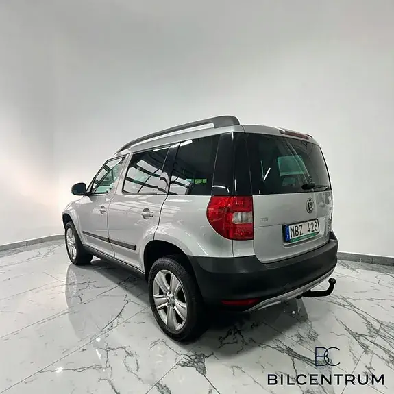 Skoda Yeti 2012 photo 4