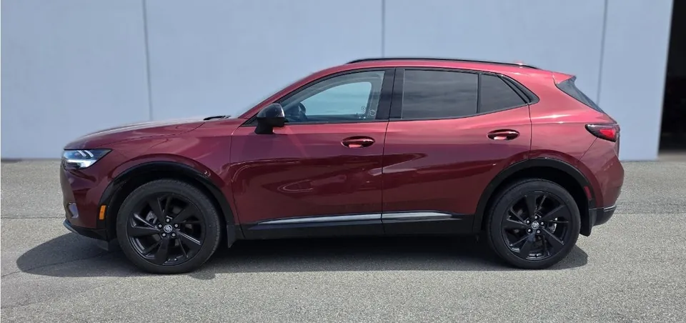 Buick Envision 2023 photo 2