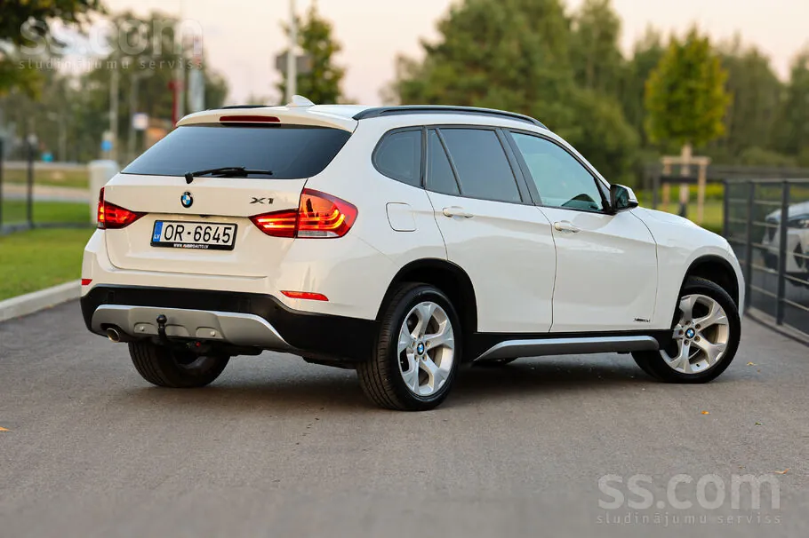 BMW X1 2013 photo 4
