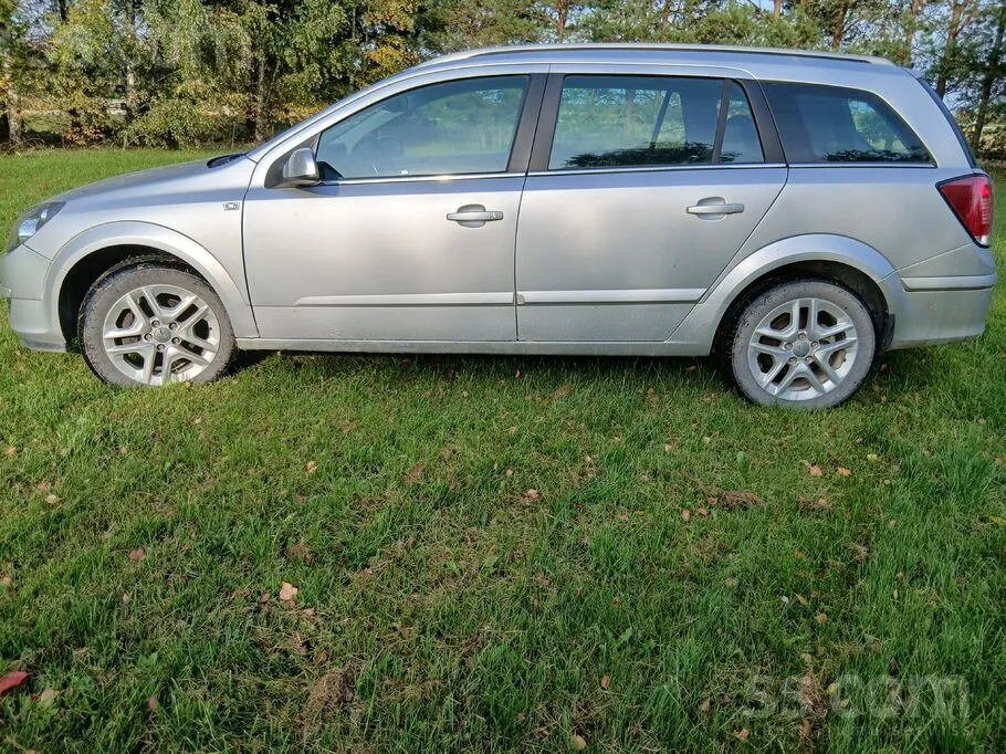 Opel Astra 2005 photo 2