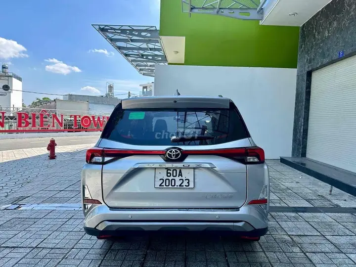 Toyota Veloz Cross 2023 photo 2