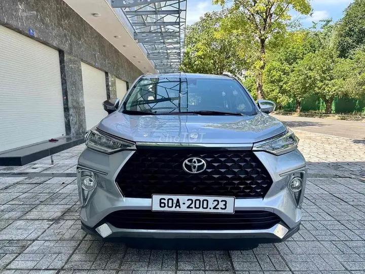 Toyota Veloz Cross