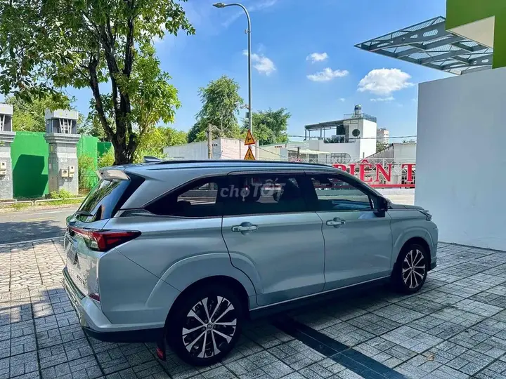 Toyota Veloz Cross 2023 photo 3