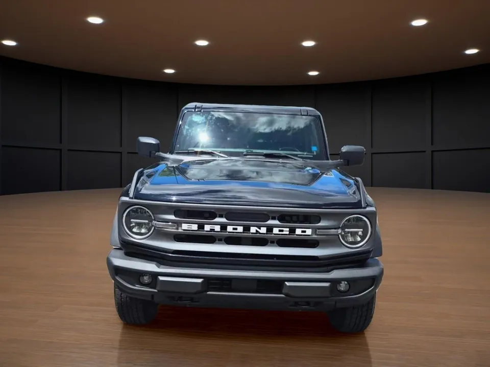 Ford Bronco 2024 photo 2
