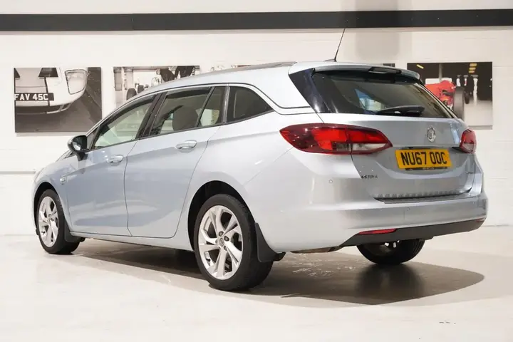 Vauxhall Astra 2017 photo 5