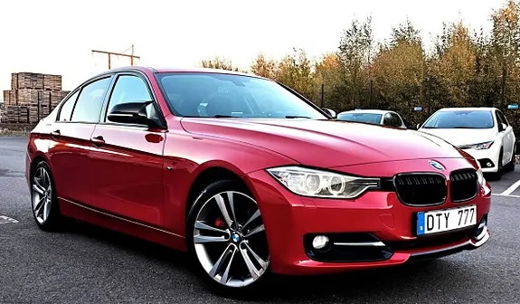 BMW 328I