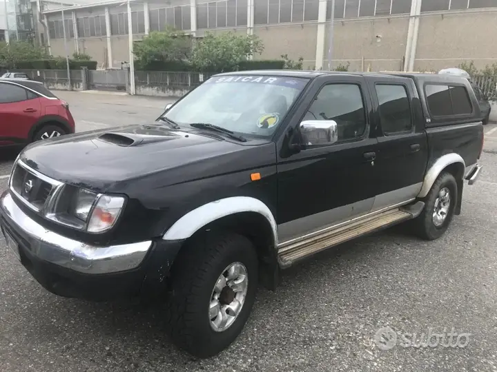 Nissan Navara 1999 photo 3
