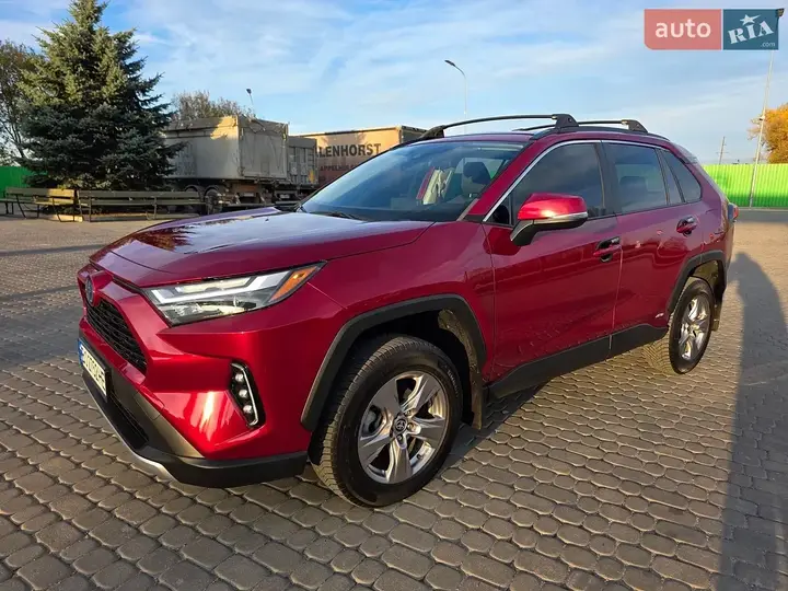 Toyota Rav4 2023 photo 3
