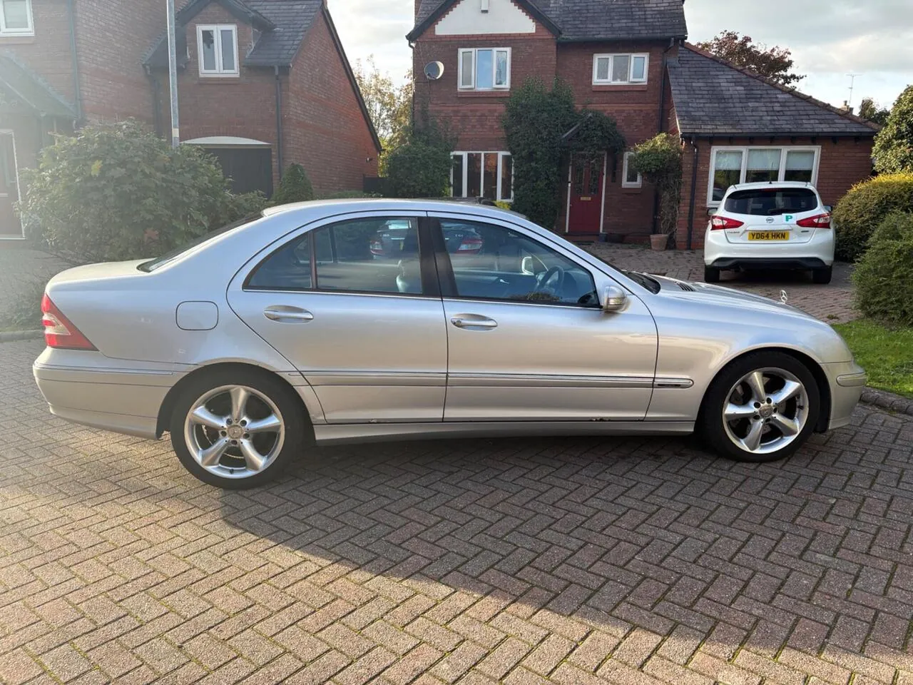 Mercedes-Benz C-Class 2004 photo 3