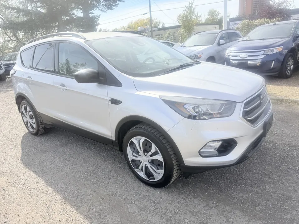 Ford Escape 2018 photo 3
