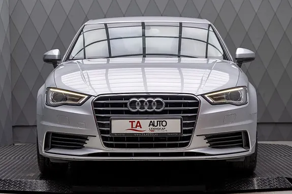 Audi A3 2014 photo 4