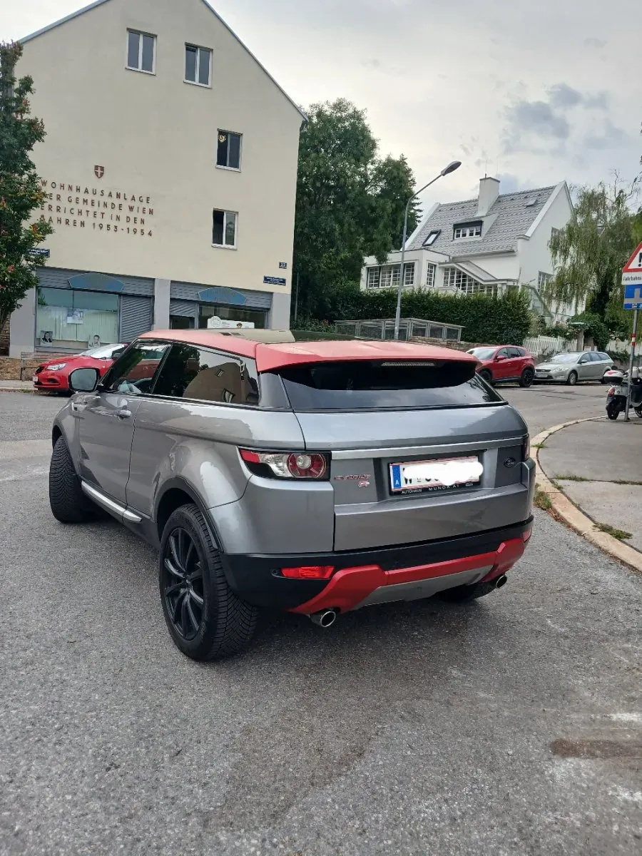Land Rover Range Rover 2011 photo 2