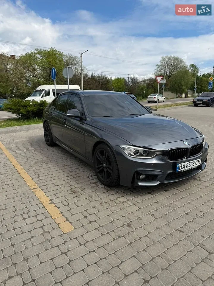 BMW 3 Series 2015 photo 2