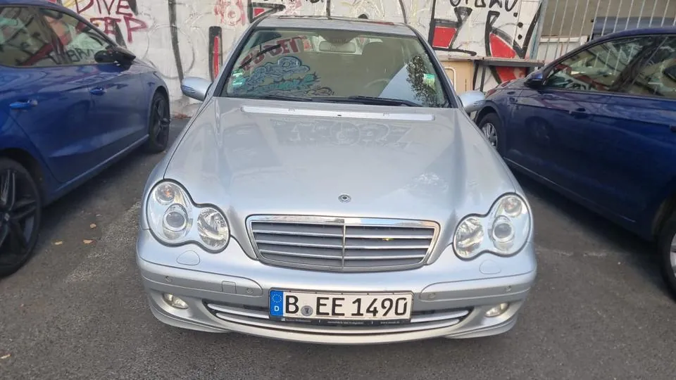 Mercedes-Benz C 180