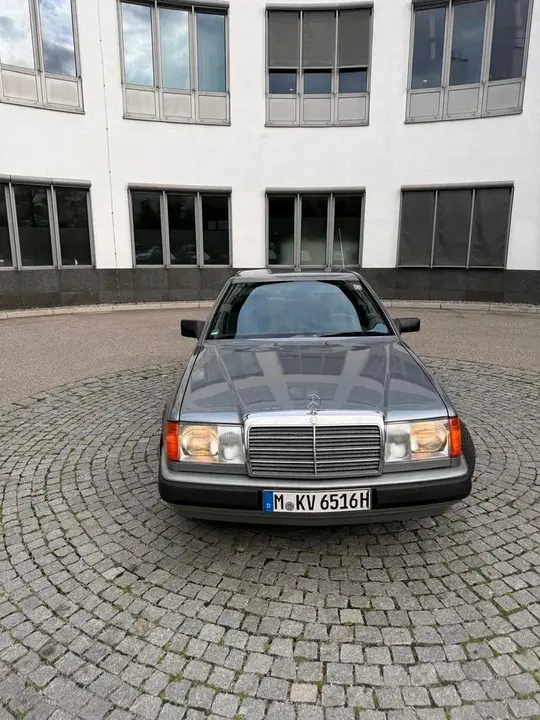 Mercedes-Benz 300Ce