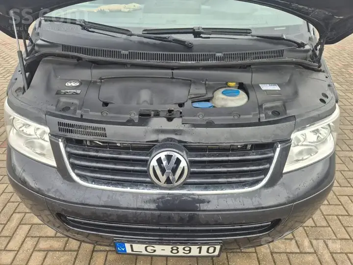 Volkswagen Multivan 2004 photo 3