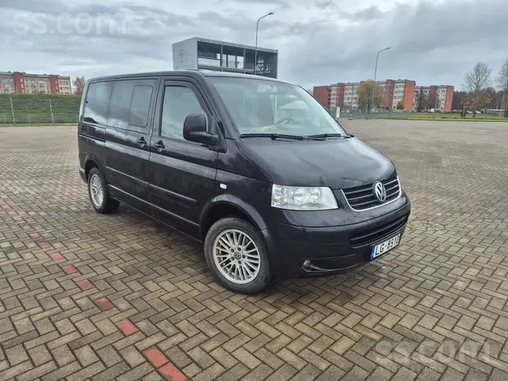 Volkswagen Multivan 2004 photo 2