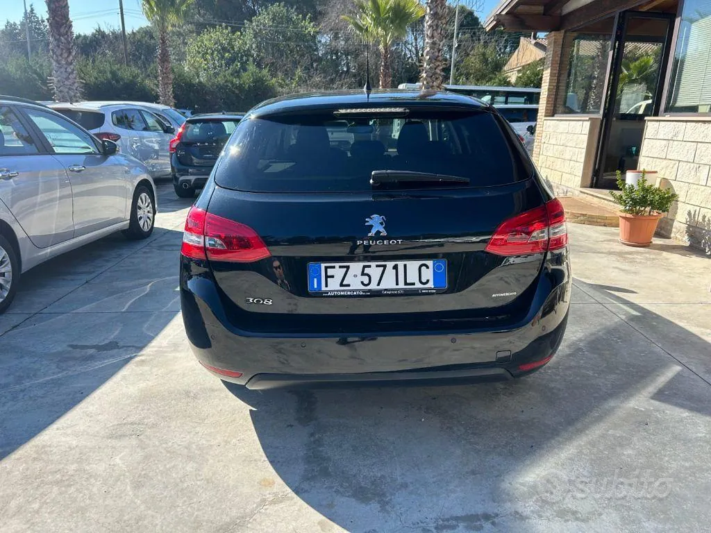 Peugeot 308 2019 photo 4
