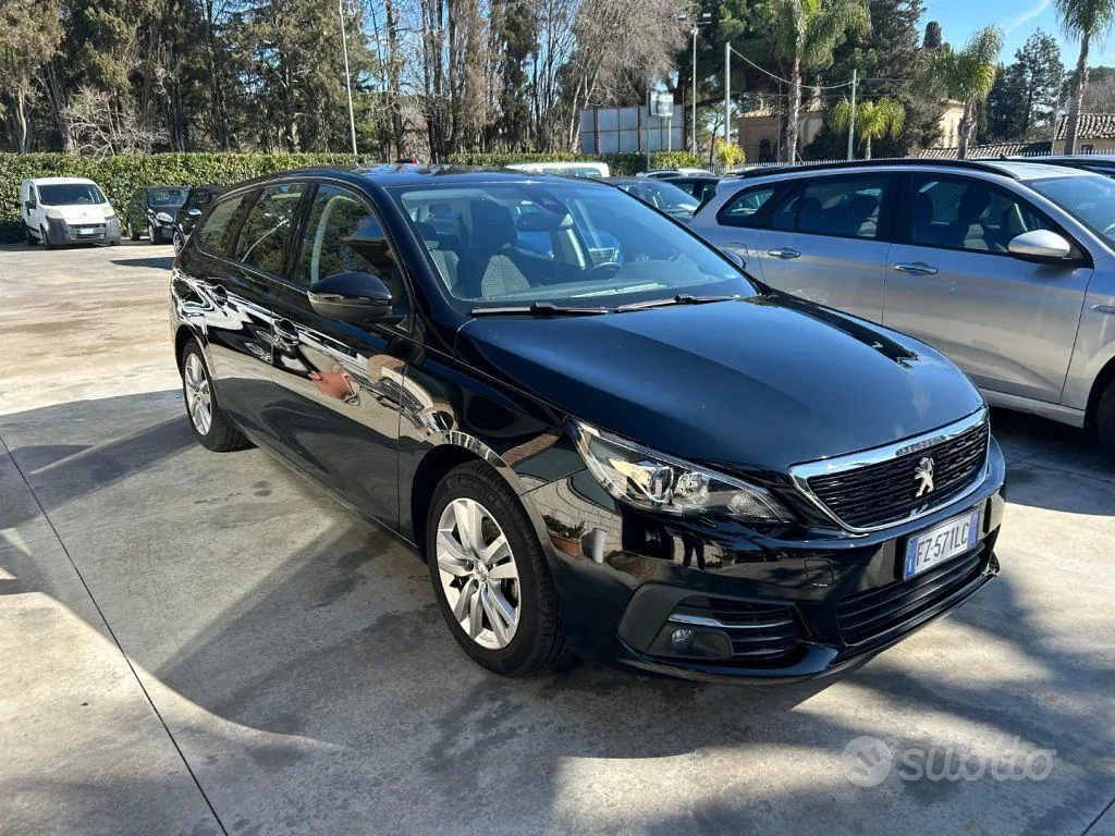 Peugeot 308 2019 photo 3