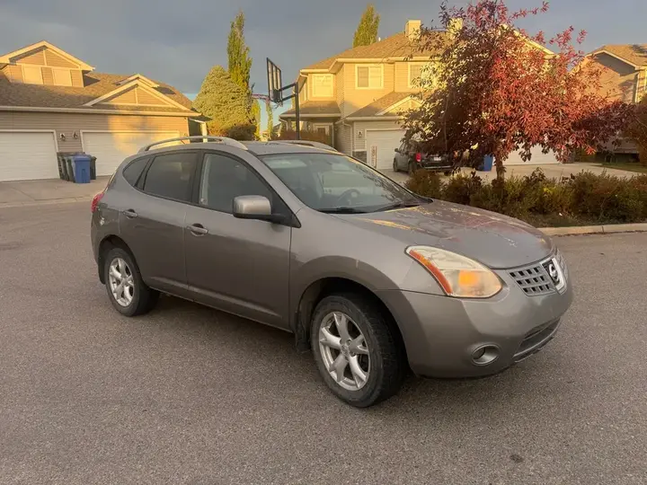 Nissan Rogue 2010 photo 2