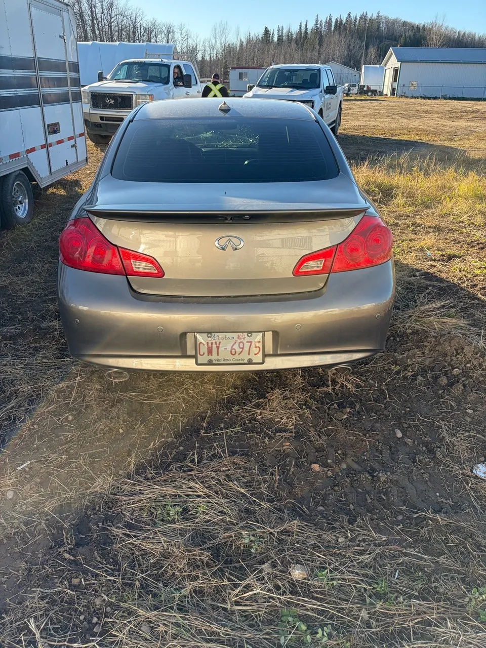 Infiniti G37X 2013 photo 4