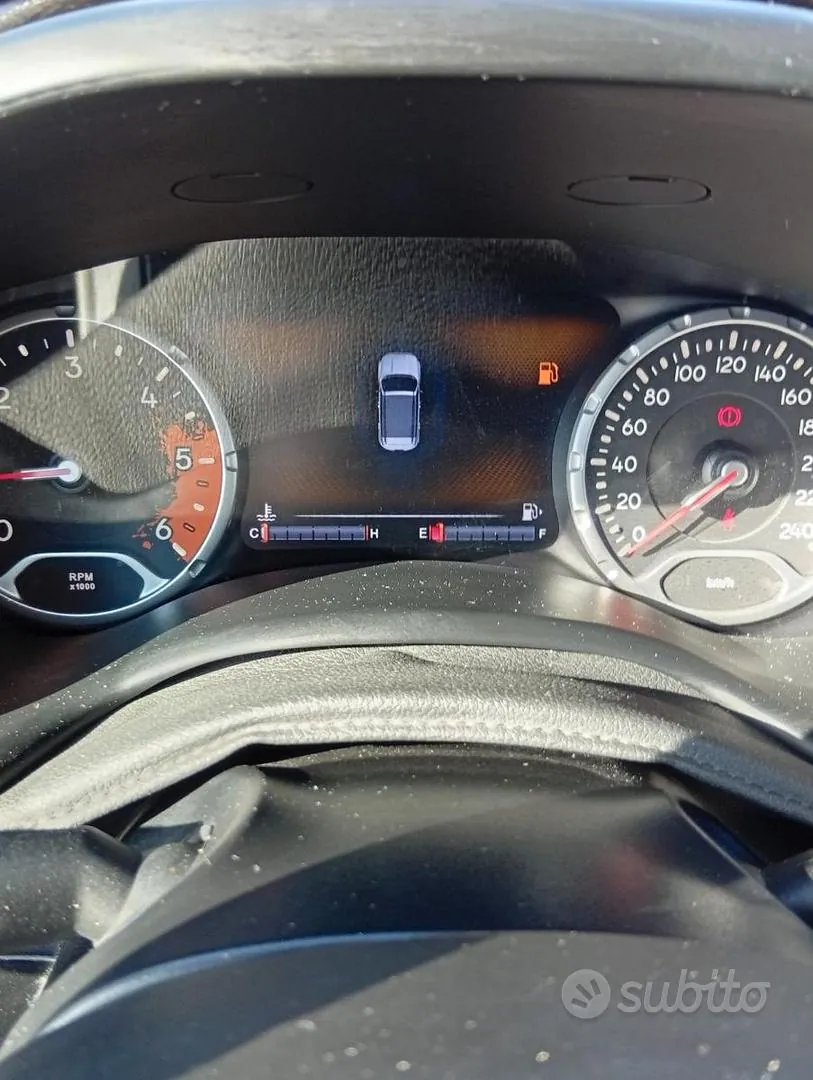 Jeep Renegade 2016 photo 5