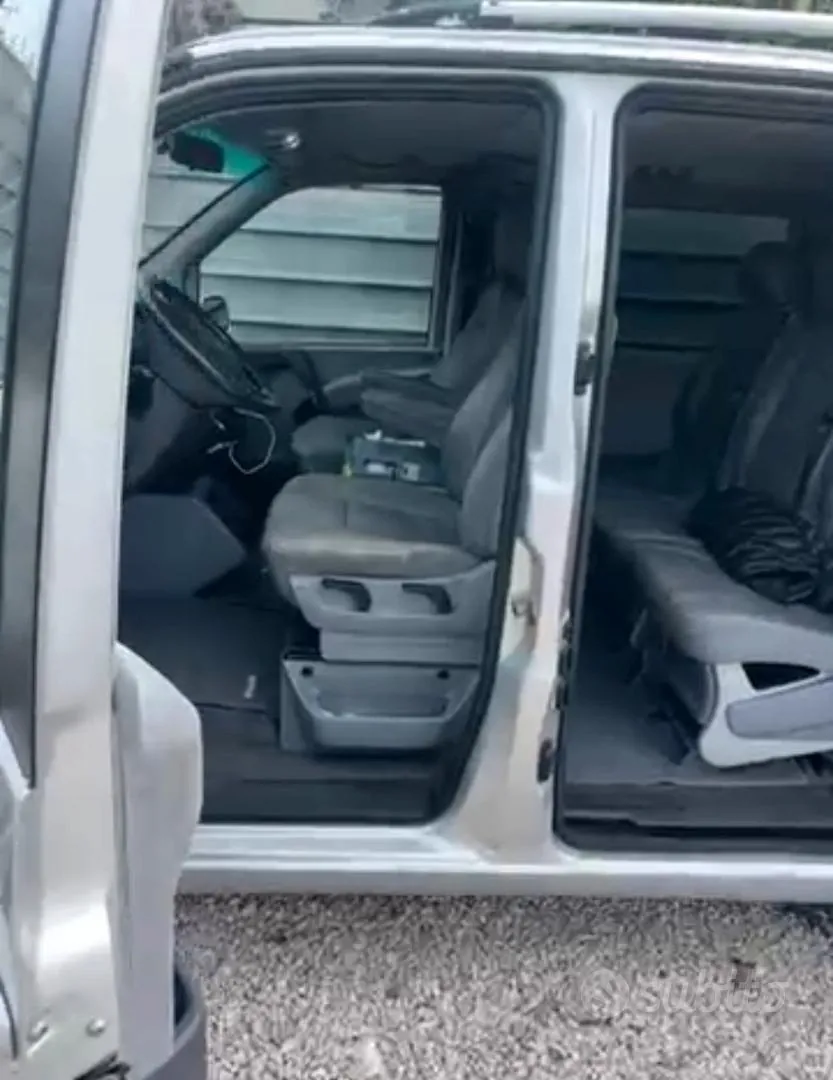 Mercedes-Benz V-Class 2003 photo 2