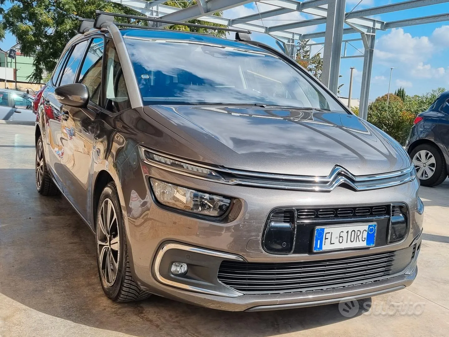 Citroen Grand C4 Picasso 2017 photo 2