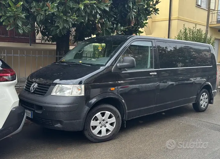 Volkswagen T5 2006 photo 2