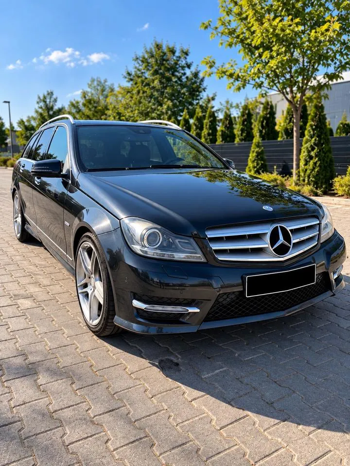 Mercedes-Benz C 300