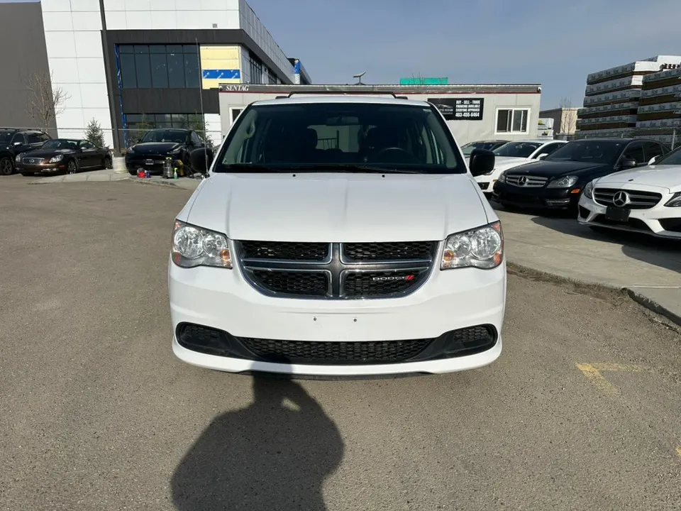 Dodge Grand Caravan 2016 photo 2