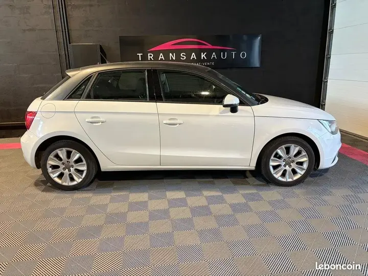 Audi A1 Sportback 2014 photo 2
