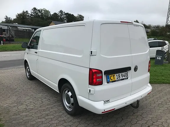 Volkswagen Transporter 2018 photo 4