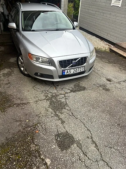 Volvo V70 2009 photo 3