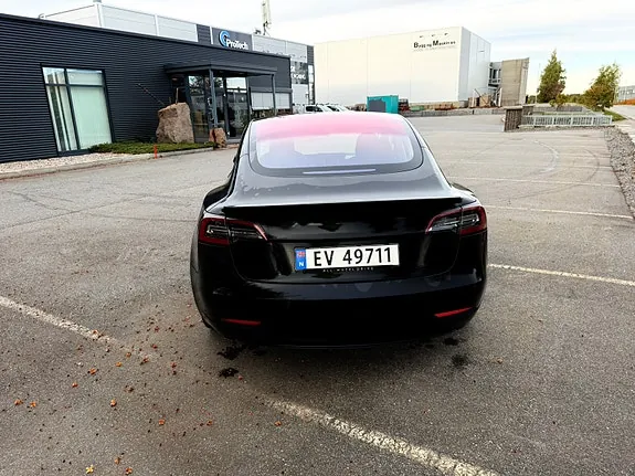 Tesla Model 3 2019 photo 4