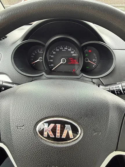 Kia Picanto 2013 photo 5