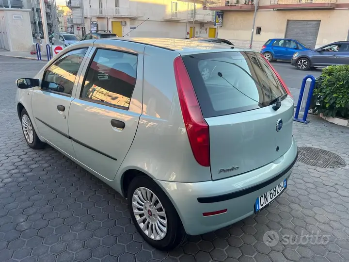 Fiat Punto 2004 photo 4