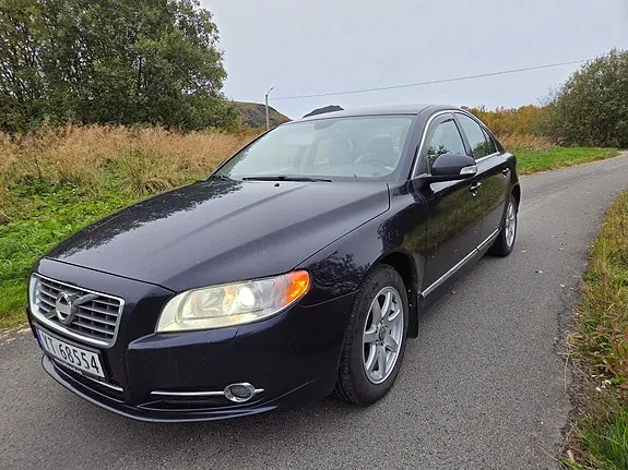 Volvo S80 2011 photo 2