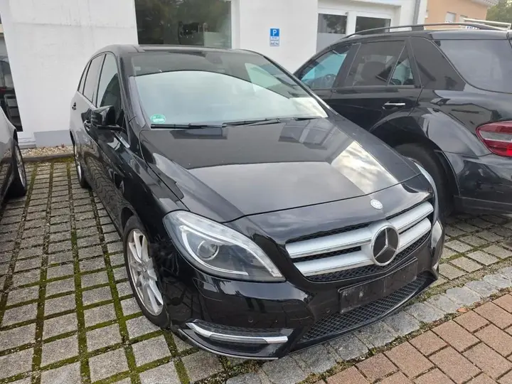 Mercedes-Benz B 180 Urban