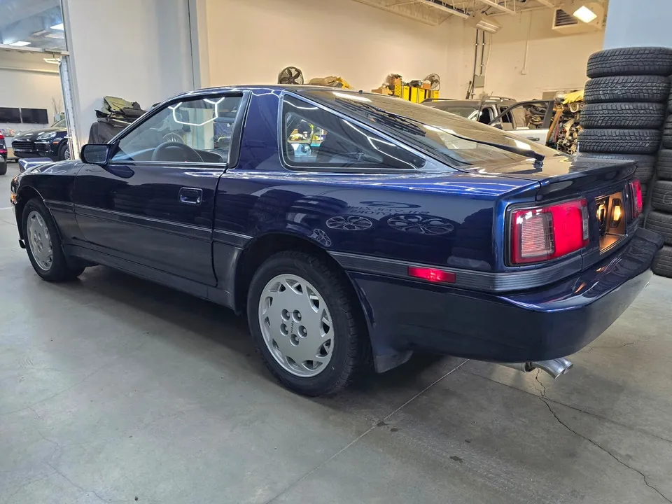 Toyota Supra 1988 photo 3