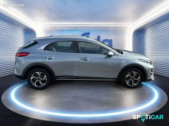 Kia Xceed 2023 photo 4